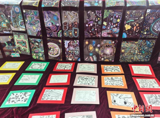 �W(xu��)�����ڡ�΢��ҕ�硱�n���τ�(chu��ng)������Ʒ����ʯ���� �z