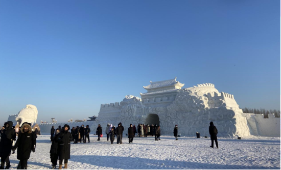 ������̫ƽ�ر�ѩ��ʳ�����R����̫ƽ��30�fƽ���׏V韈����c��Ȼ�����YԴ����7.5�f�����ױ�ѩ���@��