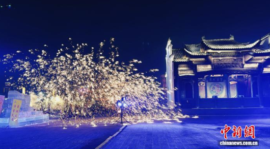 �����д����ϵ���Ļ��w��������ʯ���� �z