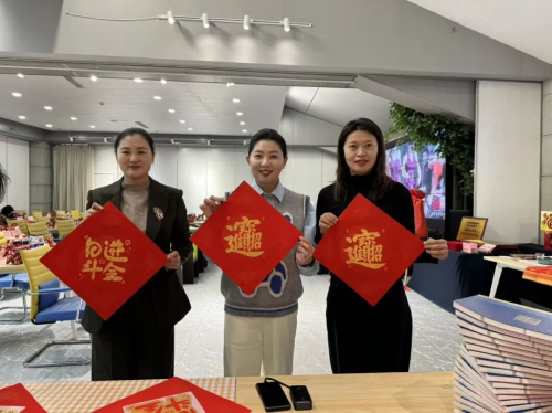 �쁆��(��һ)���O�(�Ҷ�)��ӬF����Ӱ