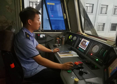 石家莊鐵路學?；疖囁緳C就業(yè)學生